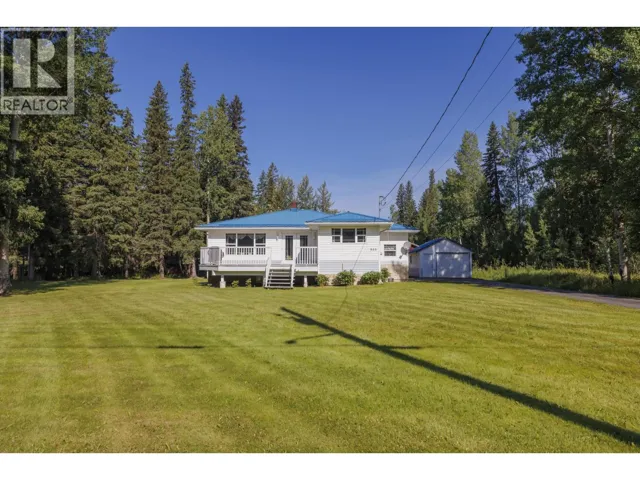 855 BRIDGE ROAD, McBride, British Columbia V0J2E0
