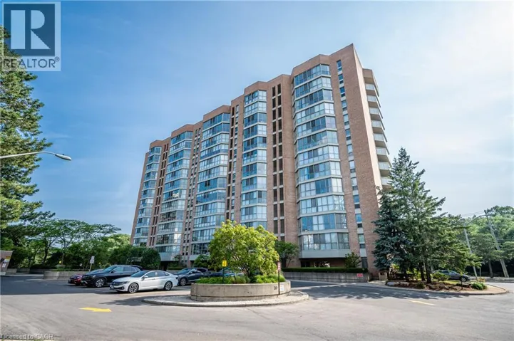 265 WESTCOURT Place Unit# 807, Waterloo, Ontario N2L6E4