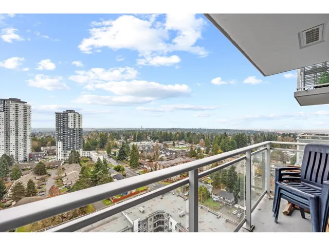 2511 13325 102A AVENUE, Surrey, British Columbia V3T0J5