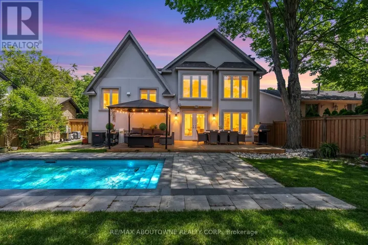 428 BROOKMILL ROAD, Oakville (FD Ford), Ontario L6J5K5