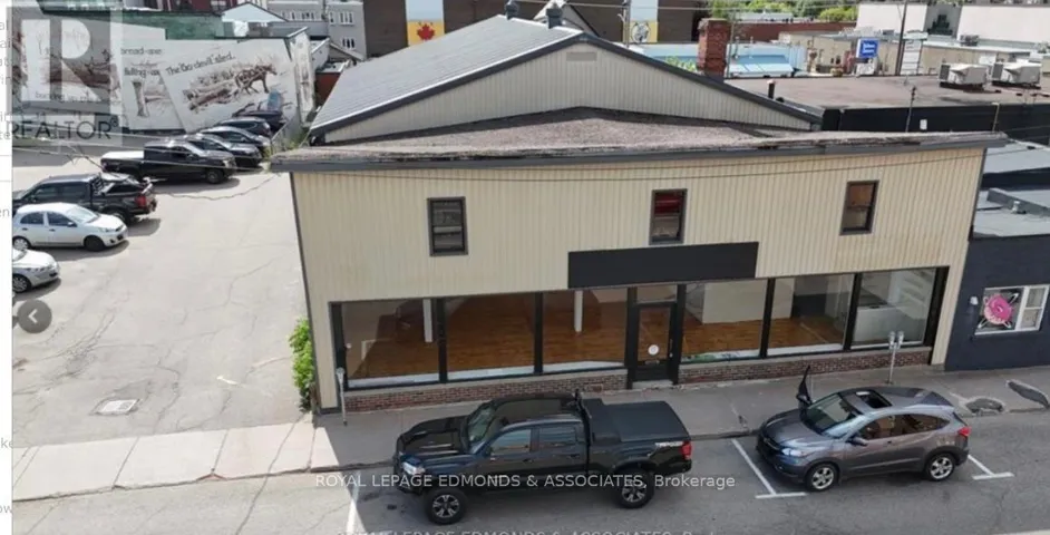 174 ALBERT STREET, Pembroke, Ontario K8A4K6