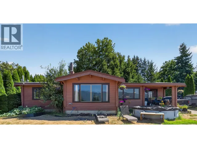 1260 16 Street NE, Salmon Arm, British Columbia V1E2V1