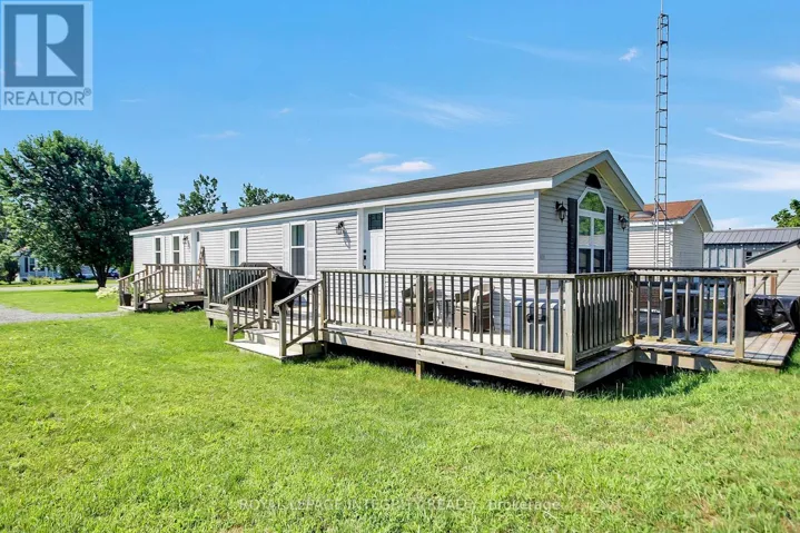 6727 CHRIS TIERNEY PRIVATE, Ottawa, Ontario K4P1H4