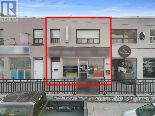 3016 BATHURST STREET, Toronto (Englemount-Lawrence), Ontario M6B3B6