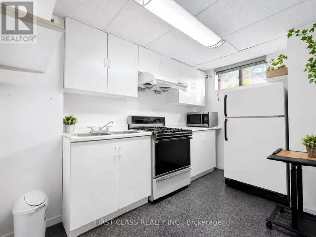 BSMNT - 1226 KOS BOULEVARD, Mississauga (Lorne Park), Ontario L5J4L7