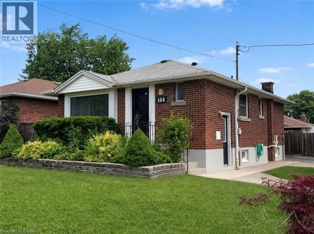144 WINCHESTER Boulevard, Hamilton, Ontario L8T2N2
