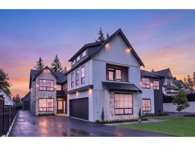 23709 40 AVENUE, Langley, British Columbia V2Z2J9