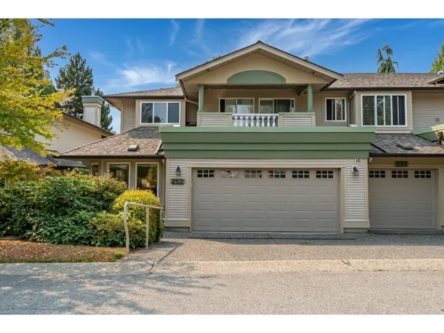 252 13888 70 AVENUE, Surrey, British Columbia V3W0R8