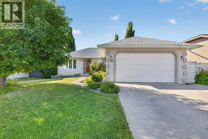 223 10 Avenue NE, Sundre, Alberta T0M1X0