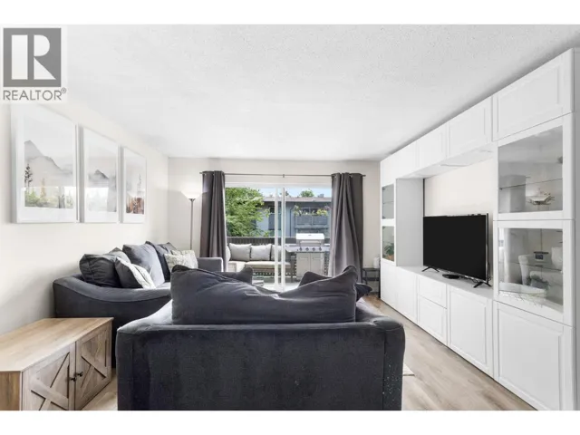 239 202 WESTHILL PLACE, Port Moody, British Columbia V3H1V2