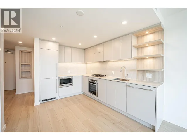 1904 311 ALDERSON AVENUE, Coquitlam, British Columbia V3K0K3