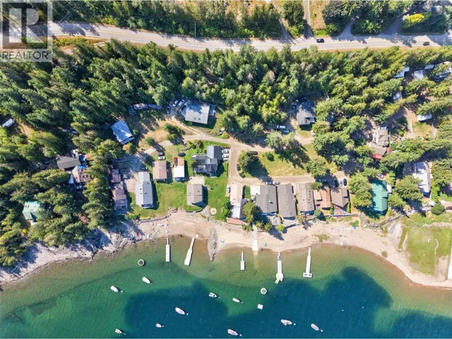 1837 Archibald Road Unit# 110, Blind Bay, British Columbia V0E1H1