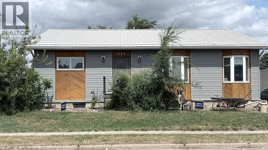110 4 Avenue W, Bow Island, Alberta T0K0G0