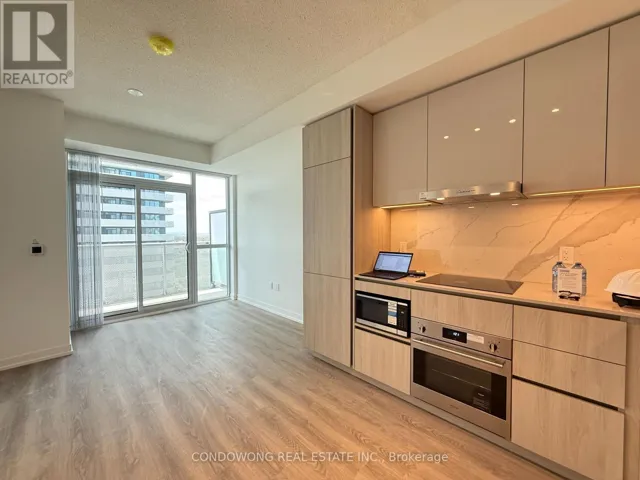 2015 - 8 INTERCHANGE WAY, Vaughan (Vaughan Corporate Centre), Ontario L4K0R2