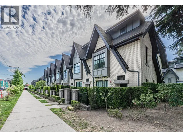 7903 OAK STREET, Vancouver, British Columbia V6P4A6