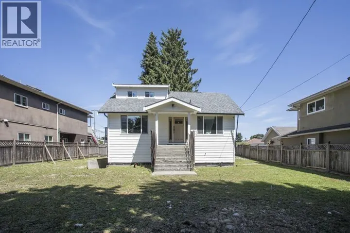 7520 CANADA WAY, Burnaby, British Columbia V3N3K2