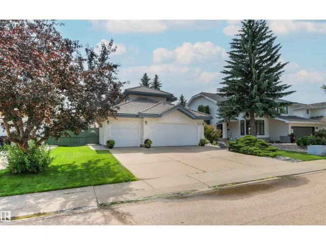 627 WOTHERSPOON CL NW, Edmonton, Alberta T6M2K2