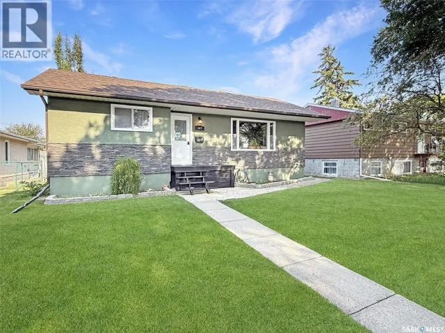 347 3rd AVENUE SE, Swift Current, Saskatchewan S9H3K6