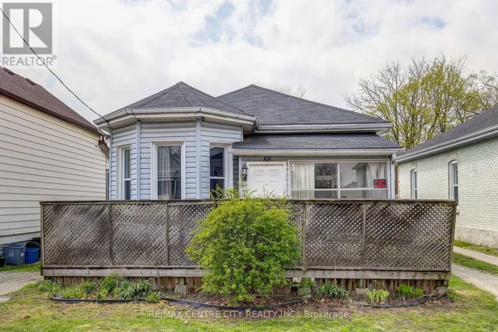 88 FLORA STREET, St. Thomas, Ontario N5P2X6