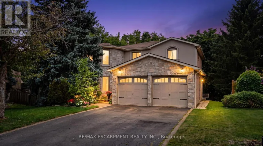 5172 HIDDEN VALLEY COURT, Mississauga (East Credit), Ontario L5M3P1