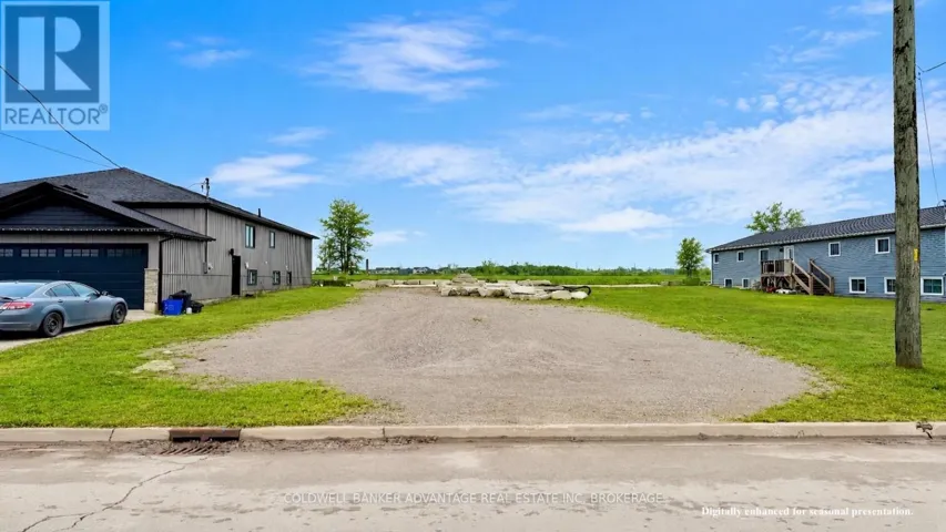 22 HURON STREET, Welland (Dain City), Ontario L3B5J3