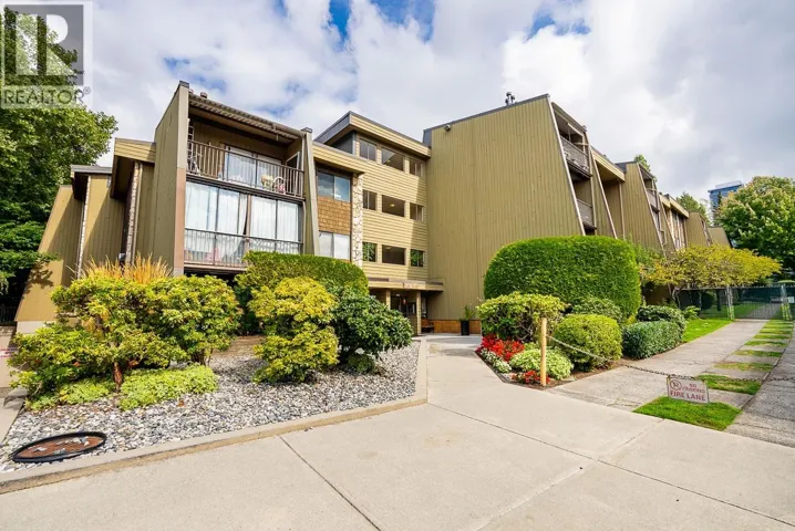 211 9101 HORNE STREET, Burnaby, British Columbia V3N4M3