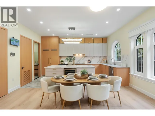 1 4503 W 15TH AVENUE, Vancouver, British Columbia V6R3B3