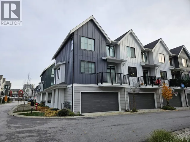 139 488 FURNESS STREET, New Westminster, British Columbia V3M0M1