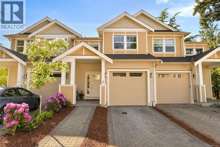 2 4487 WILKINSON Rd, Saanich, British Columbia V8Z5C2