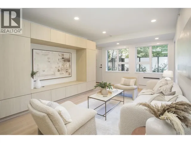 TH201 2471 ST. GEORGE STREET, Vancouver, British Columbia V5T1W9