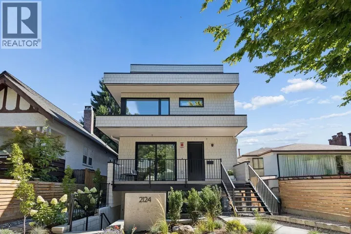 1 2124 E 8 AVENUE, Vancouver, British Columbia V5N1V5