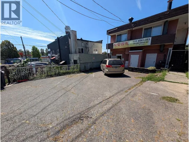 2478 RUPERT STREET, Vancouver, British Columbia V5M3T4