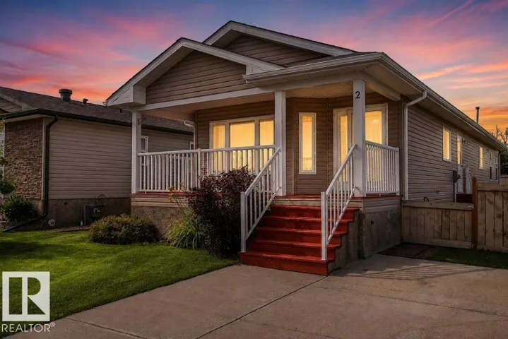 2 JUTLAND CR, Stony Plain, Alberta T7Z0A3