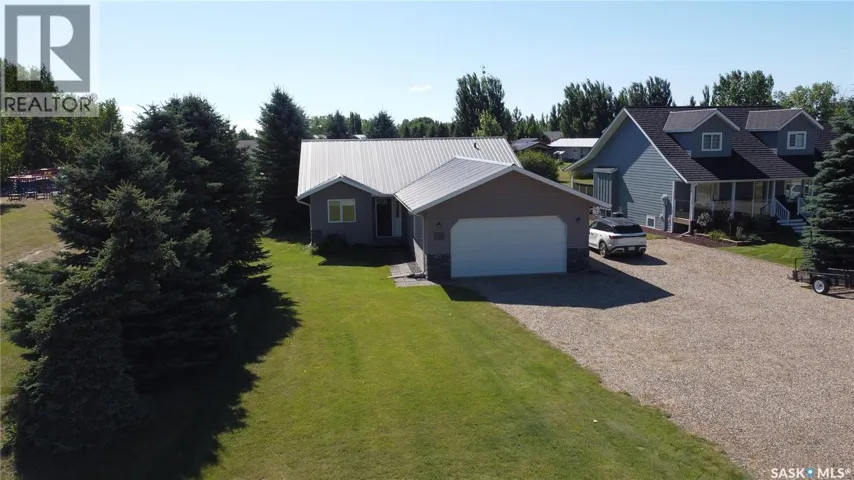 401 Vivian BAY, Coteau Rm No. 255, Saskatchewan S0L0G0