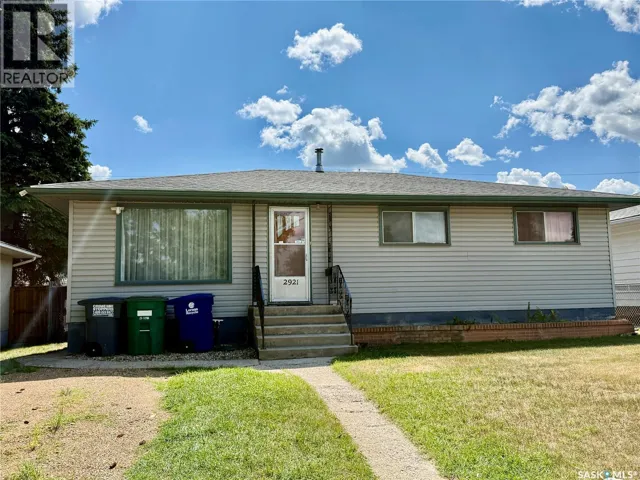 2921 23rd STREET W, Saskatoon, Saskatchewan S7L0B4