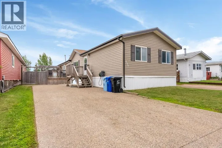 224 Clausen Crescent, Fort McMurray, Alberta T9K2H7