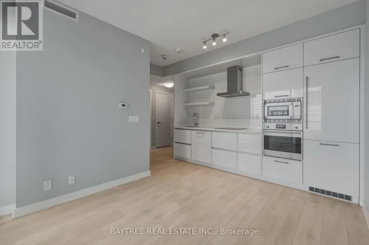 3807 - 2221 YONGE STREET, Toronto (Mount Pleasant West), Ontario M4S2B5
