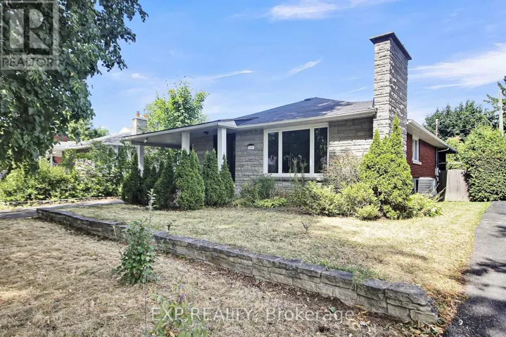 2247 MIRAMICHI STREET, Ottawa, Ontario K2C0Z1