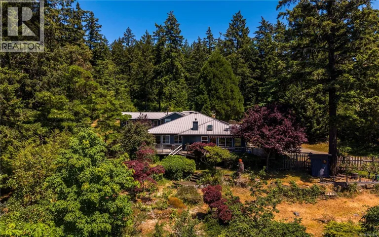148 Oakspring Rd, Salt Spring, British Columbia V8K1S8