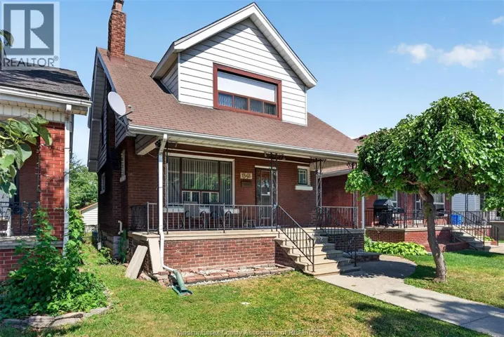 1342 Hall AVENUE, Windsor, Ontario N8X4R3