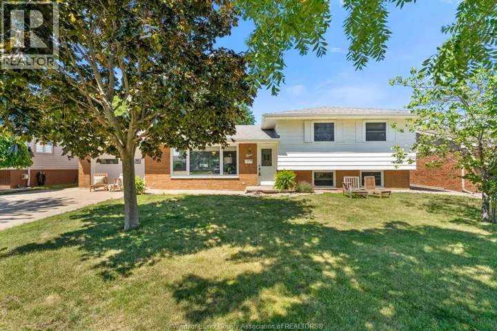 9 Rickway DRIVE, Leamington, Ontario N8H2M3