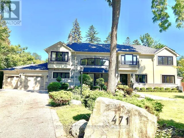 471 COUNTRY CLUB CRESCENT, Mississauga (Clarkson), Ontario L5J2P9