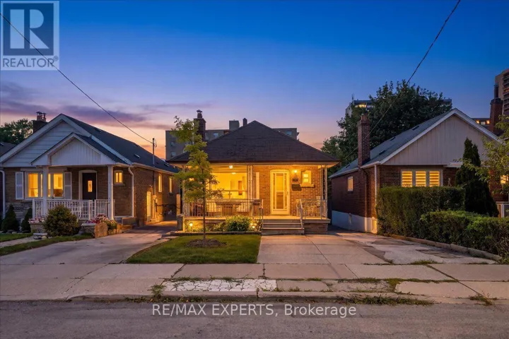 340 WHITMORE AVENUE, Toronto (Briar Hill-Belgravia), Ontario M6E2N4