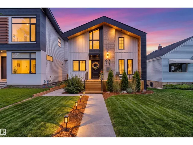 9342 74 AV NW, Edmonton, Alberta T6E1E2
