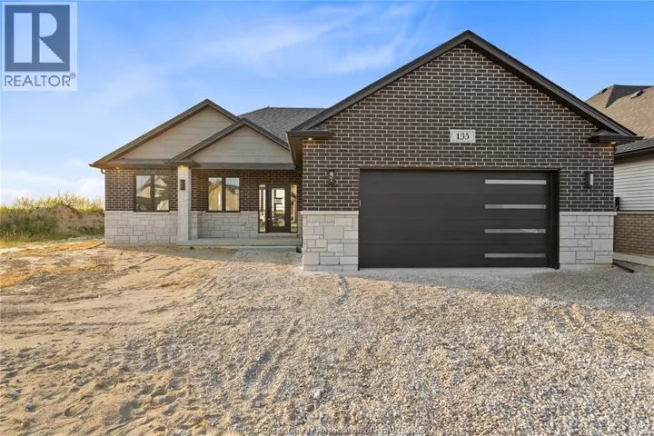 43 Bloomington Way, Chatham, Ontario N7L0H2