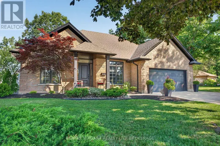 633 CLARENCE STREET, Port Colborne (Sugarloaf), Ontario L3K6B8