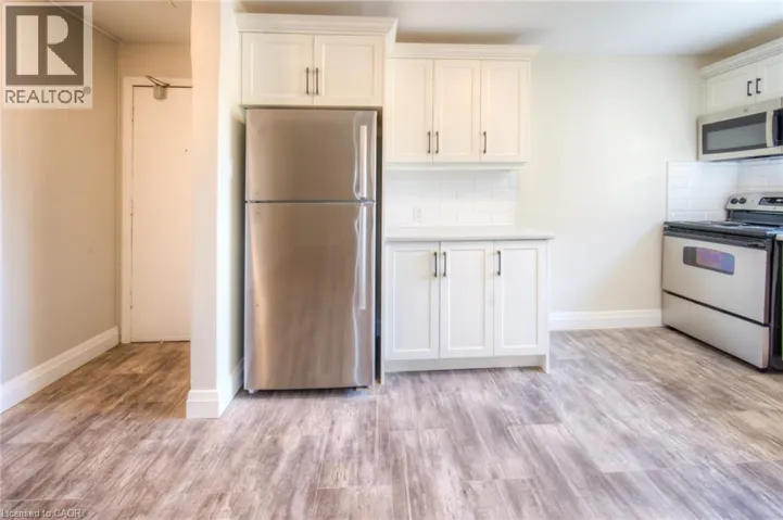 158 ERB Street E Unit# 33, Waterloo, Ontario N2J1M4