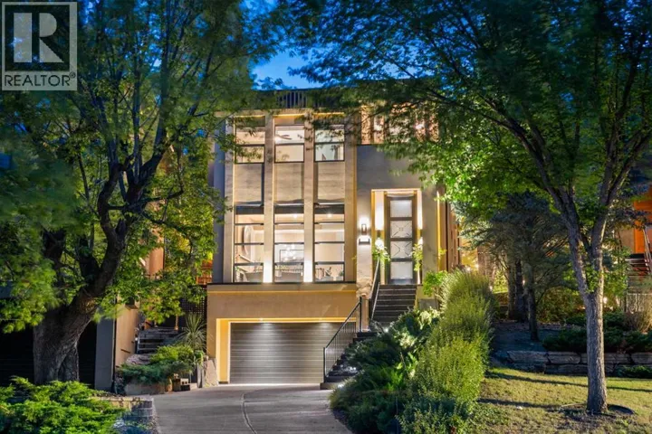 1215 Sifton Boulevard SW, Calgary, Alberta T2T2L2