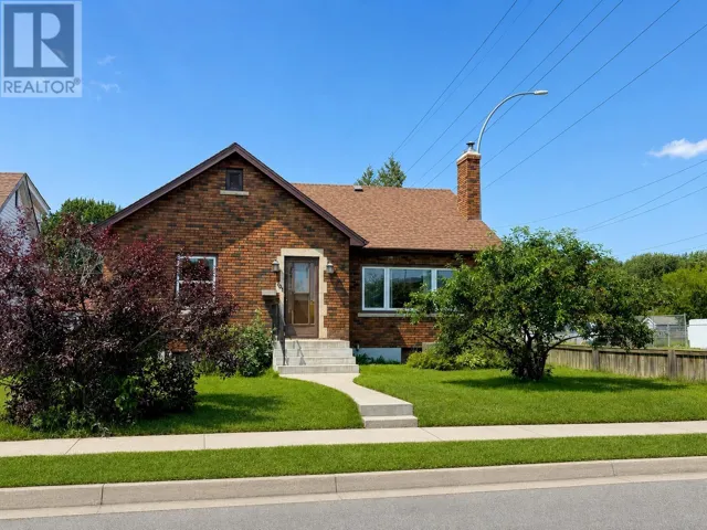 701 Sprague Street, Thunder Bay, Ontario P7E1V5