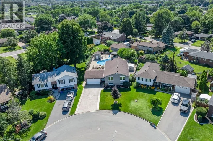 21 SAMUEL Road, Grimsby, Ontario L3M4R6